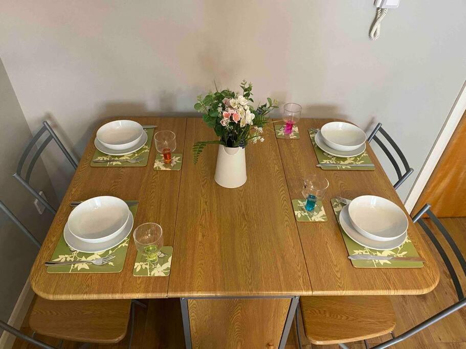 Spacious Ground Floor 2 Bed By Lains Lettings แอเบอร์ดีน ภายนอก รูปภาพ