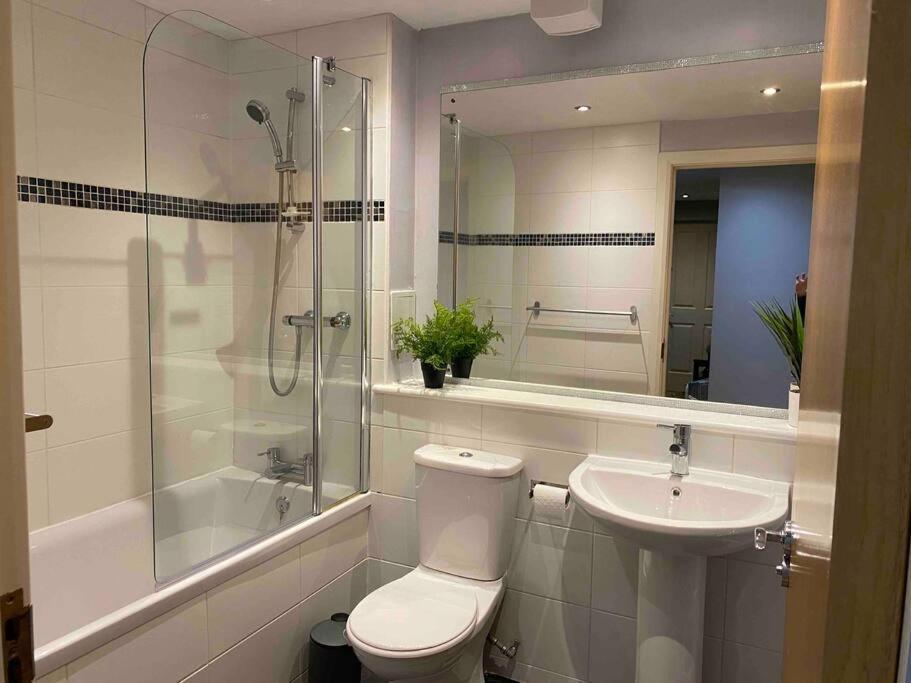 Spacious Ground Floor 2 Bed By Lains Lettings แอเบอร์ดีน ภายนอก รูปภาพ